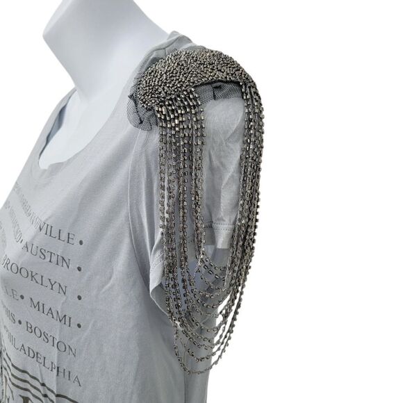 2/$20 Guess Top Fashion Grey Top Blouse Size: Small - Picture 4 of 9